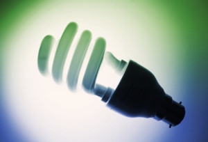 fluorescenti 300x204 Lampade a basso consumo energetico, bene per lambiente. Non per la pelle